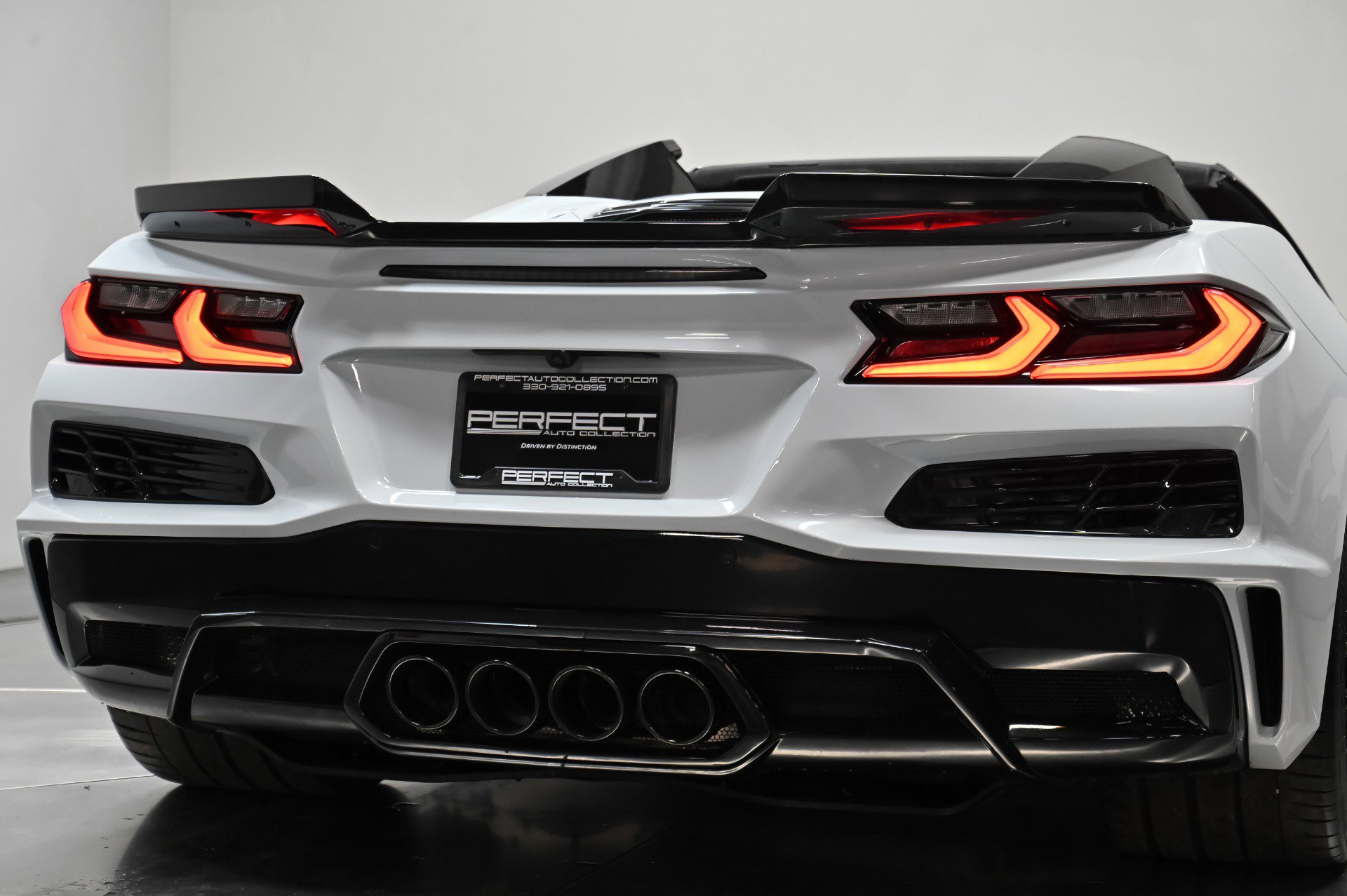 Used 2024 Chevrolet Corvette Z06 w/ Stealth Interior Trim Package image 60