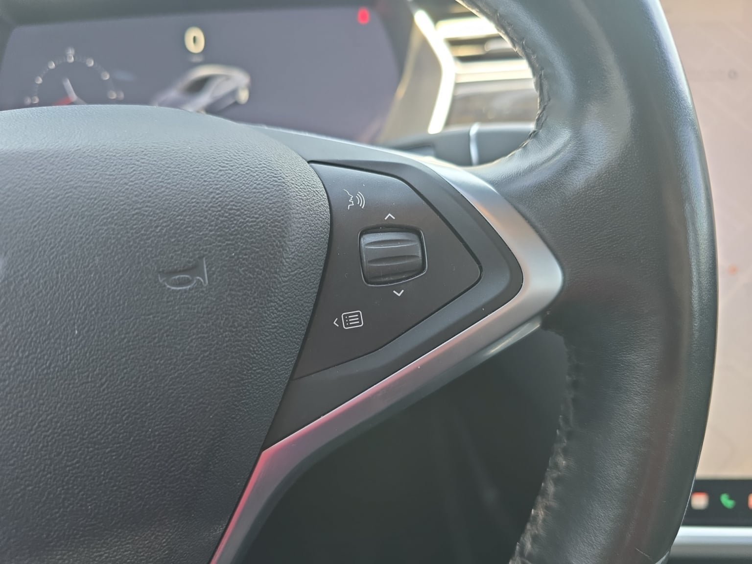 Used 2017 Tesla Model S 75D AWD/4WD image 23