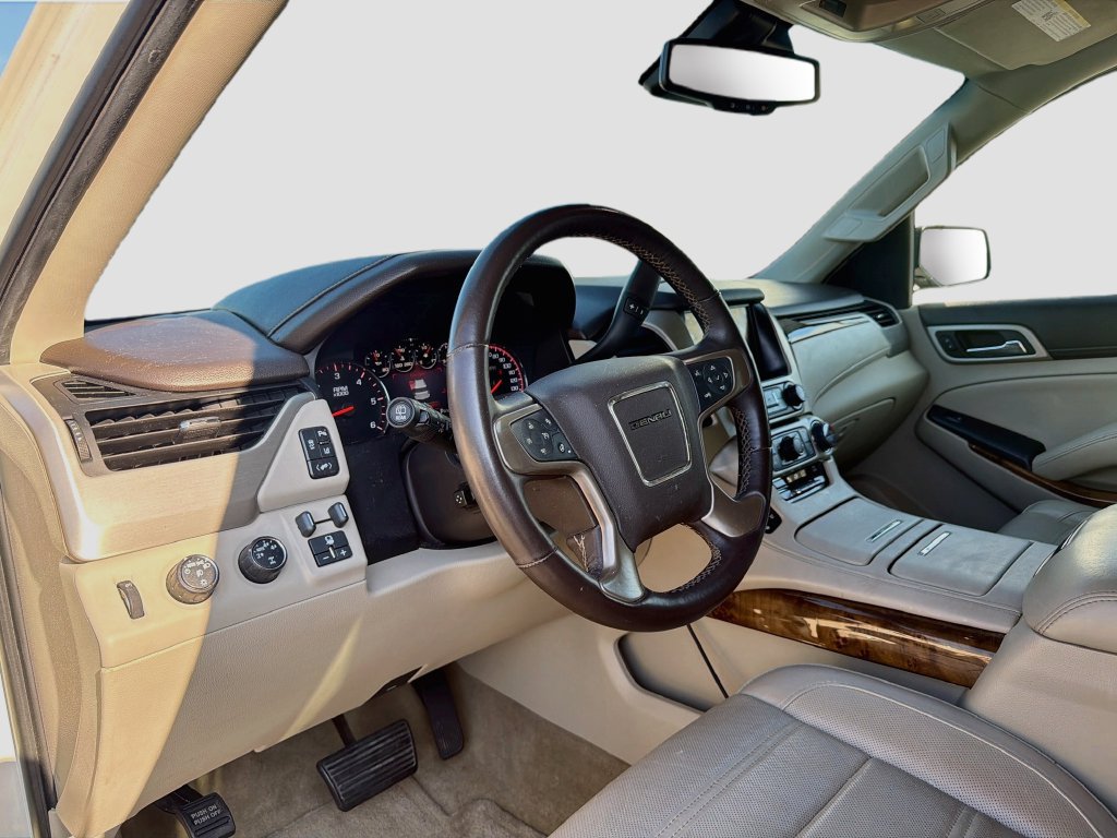 Used 2015 GMC Yukon Denali AWD/4WD image 9