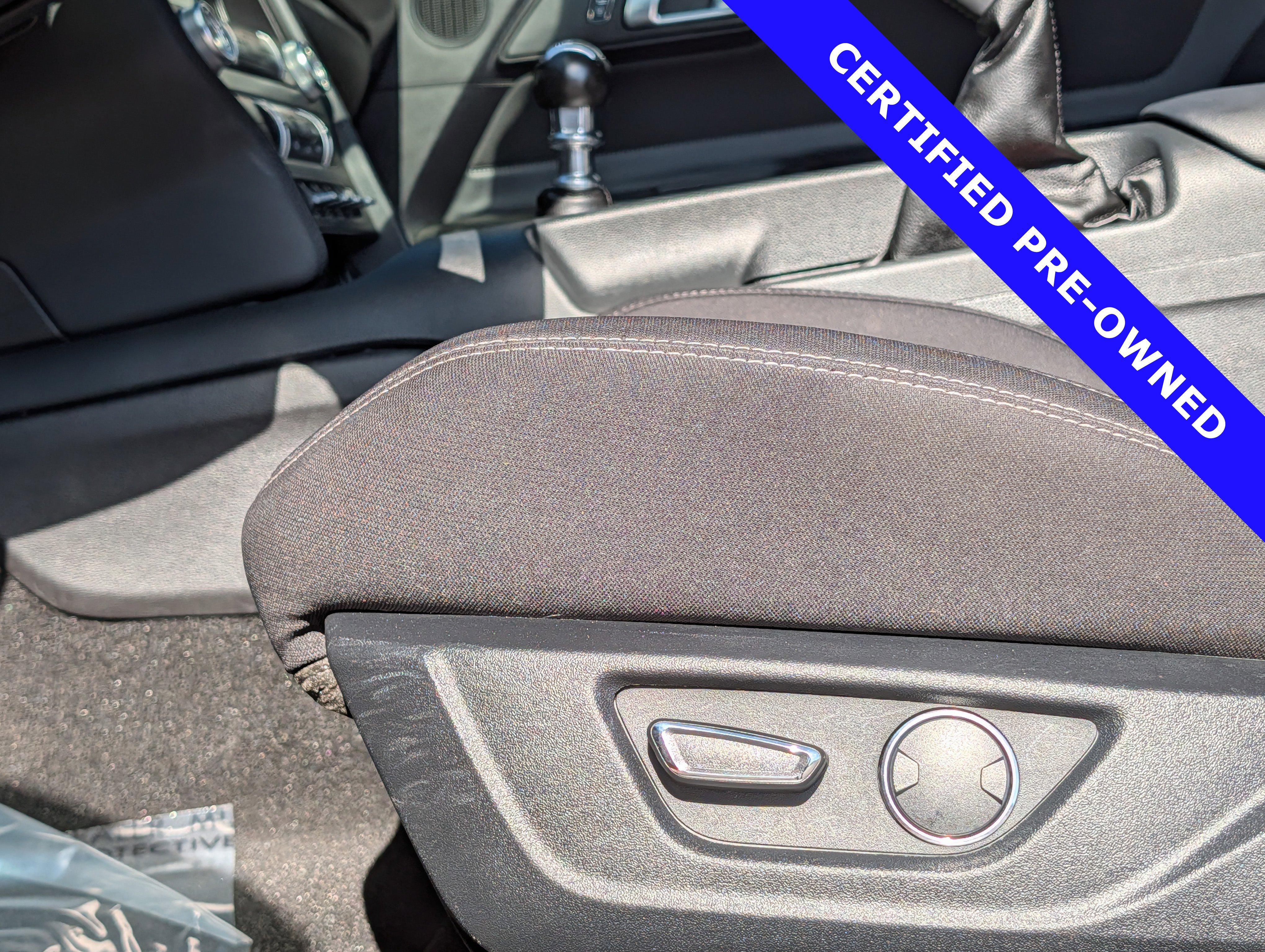 Certified 2019 Ford Mustang GT w/ Performance Package - Level 2 RWD image 18