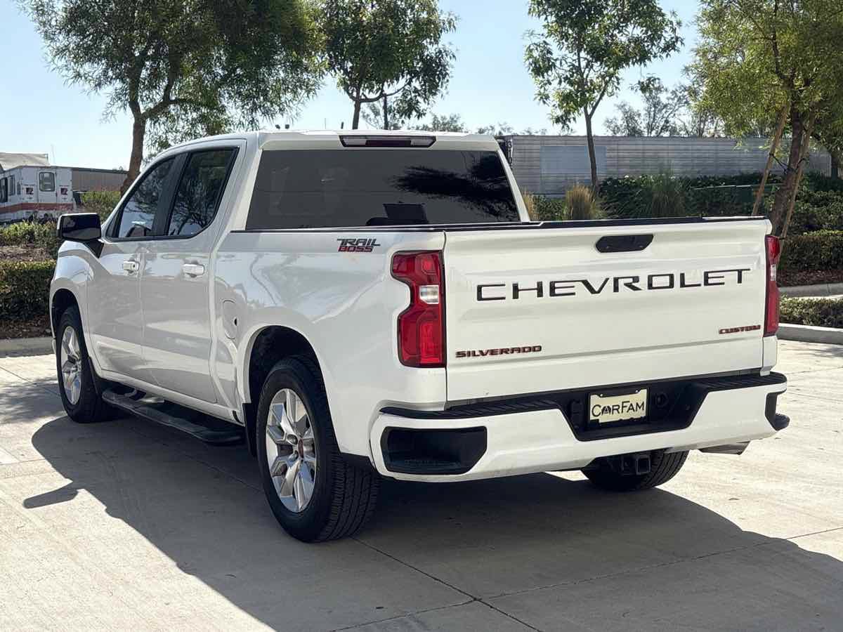 Used 2020 Chevrolet Silverado 1500 Custom w/ Custom Value Package RWD image 5