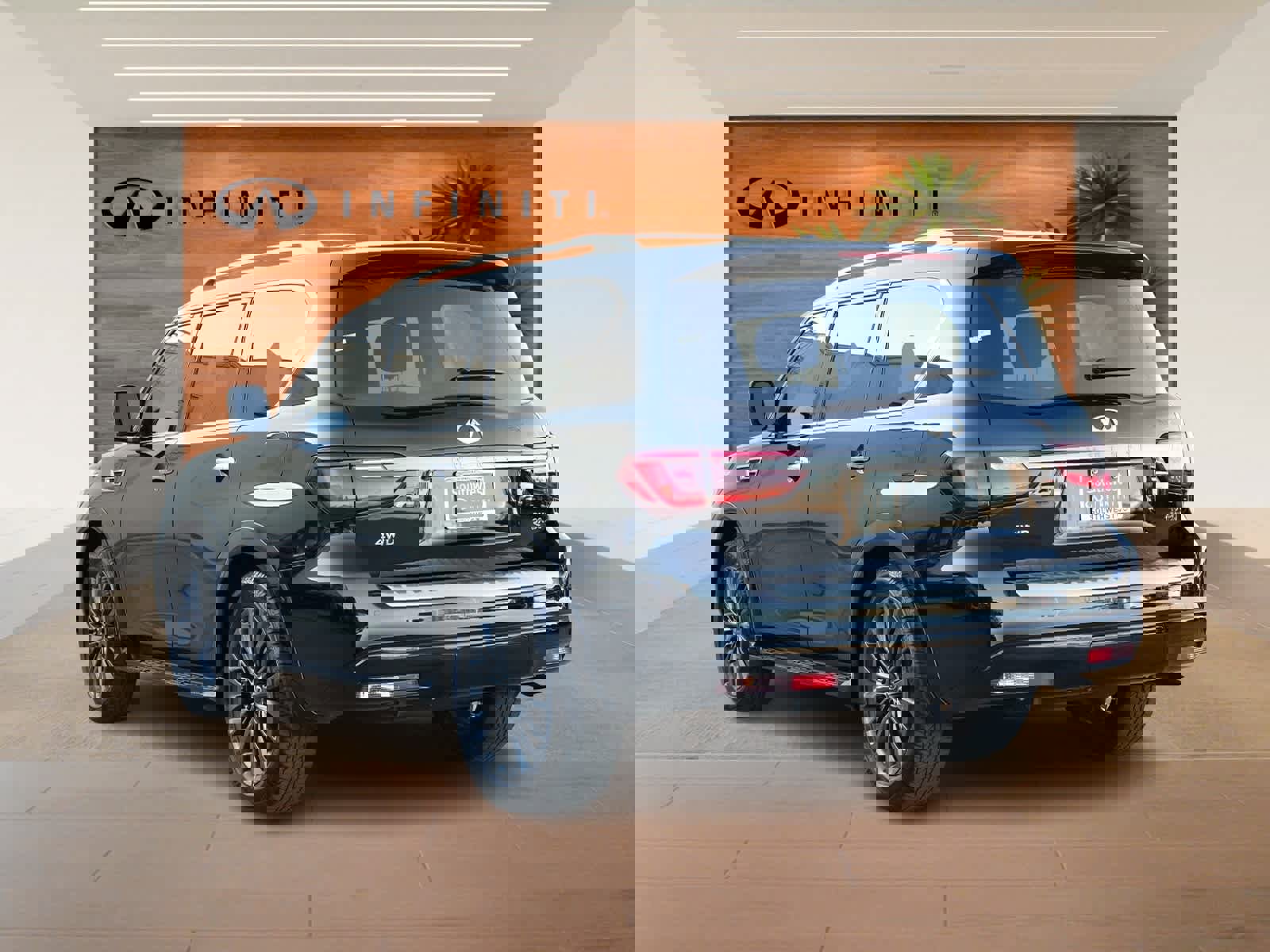 Certified 2023 INFINITI QX80 Premium Select w/ Cargo Package image 5