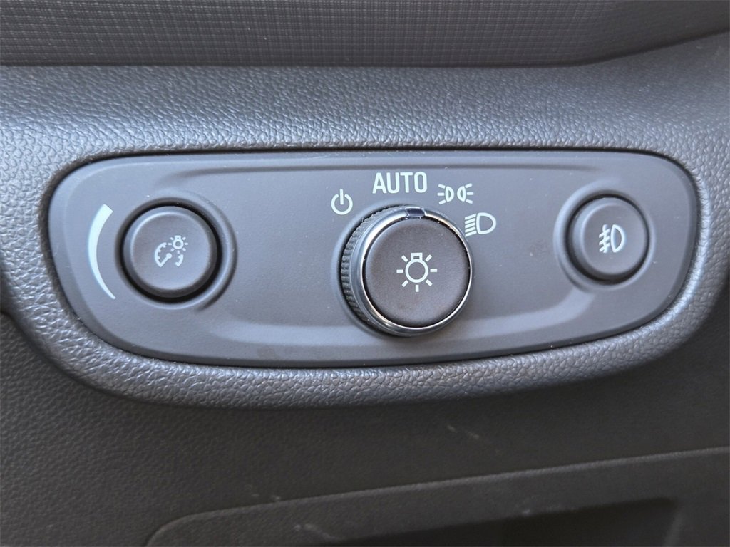 Used 2023 Chevrolet TrailBlazer RS w/ Convenience Package image 33