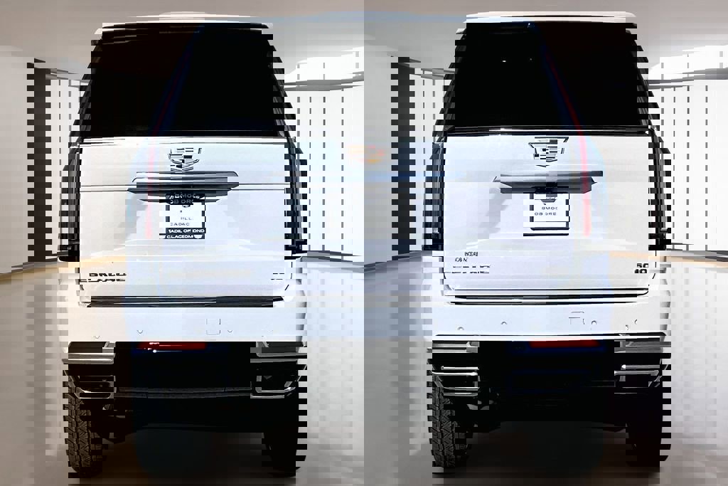 New 2026 Cadillac Escalade Platinum Luxury w/ LPO, Floor Liner Package image 4