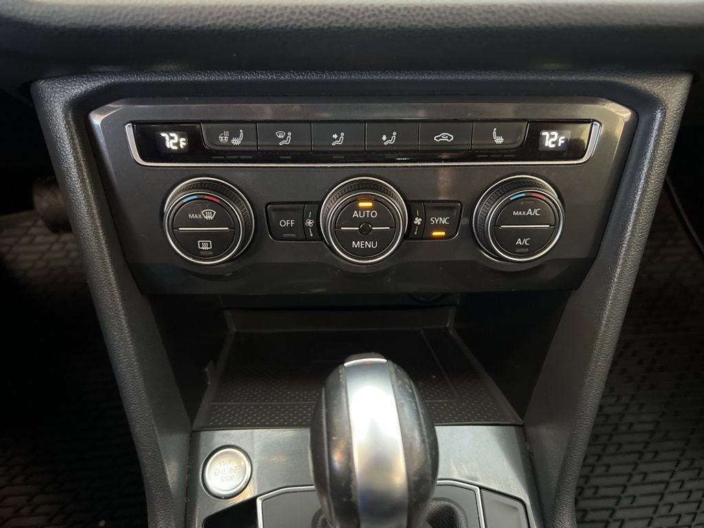 Used 2020 Volkswagen Tiguan SEL w/ Tiguan Three-Row MDO Package FWD image 36