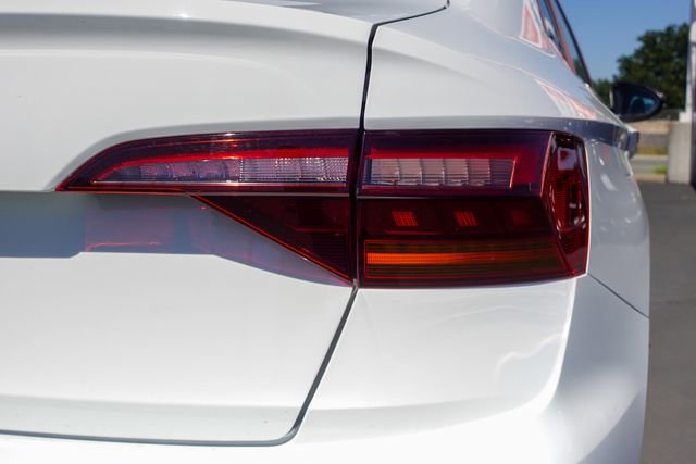 Used 2019 Volkswagen Jetta R-Line FWD image 7