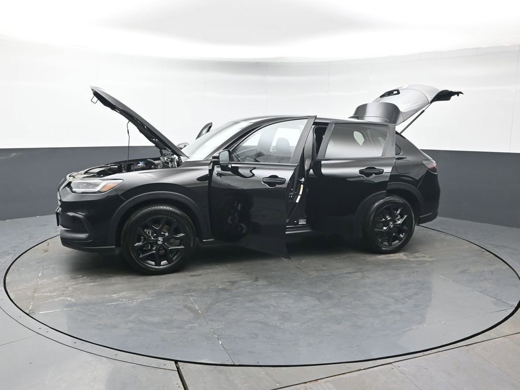 Used 2025 Honda HR-V Sport image 45