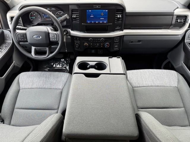 New 2026 Ford F450 XLT w/ 360-Degree Camera Package image 19