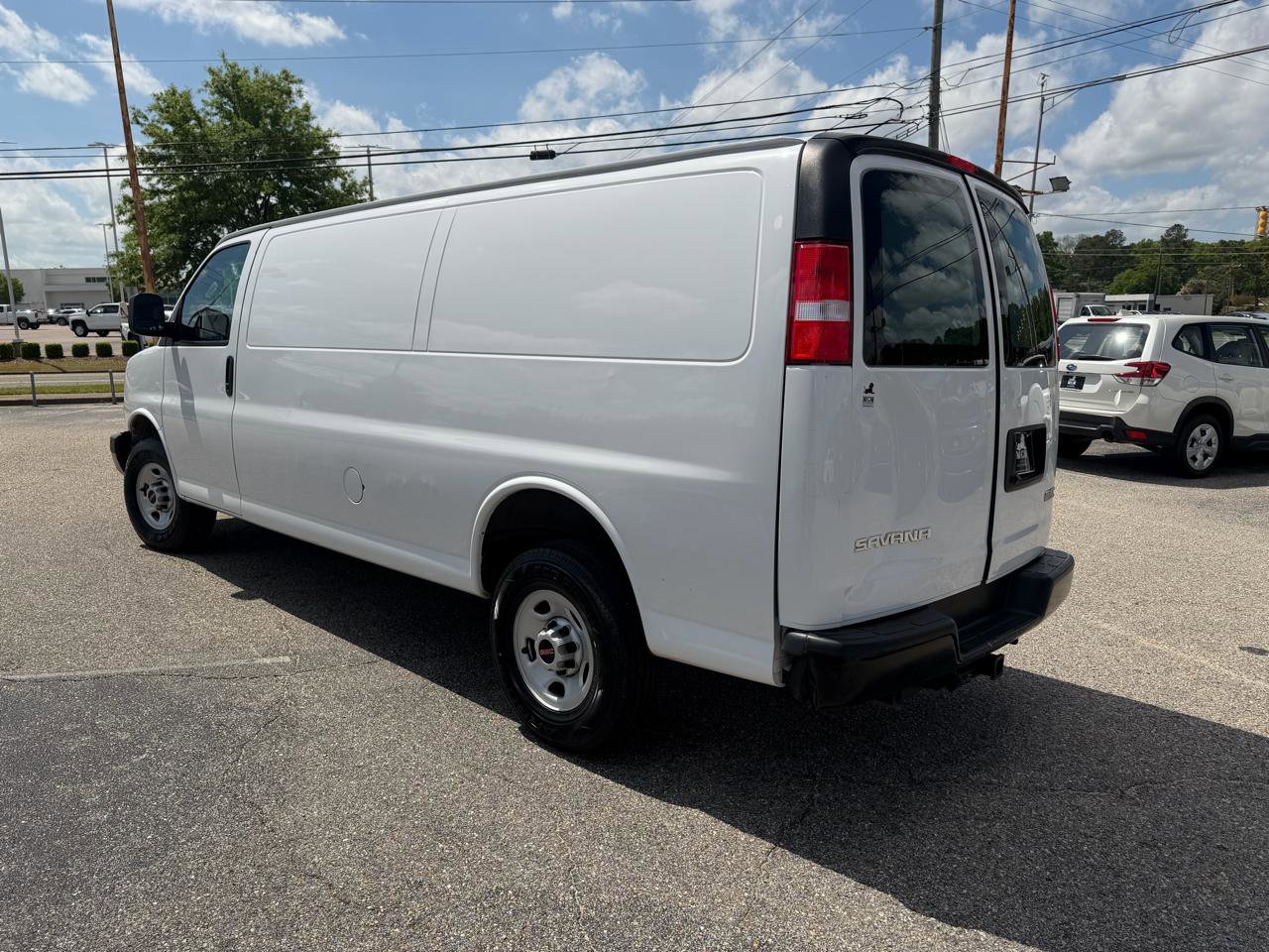 Used 2022 GMC Savana 2500 Extended w/ Driver Convenience Package RWD image 6