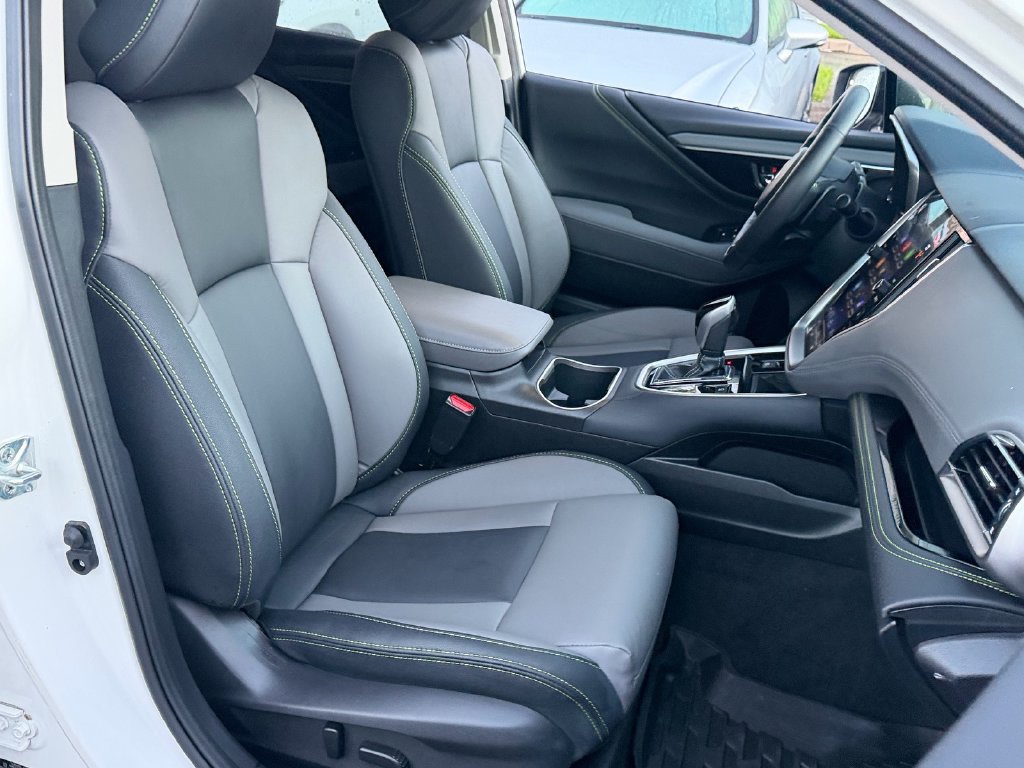 Used 2024 Subaru Outback Onyx Edition XT AWD/4WD image 19