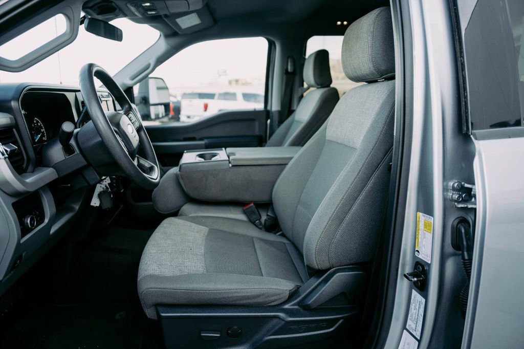 Used 2024 Ford F350 XLT image 9