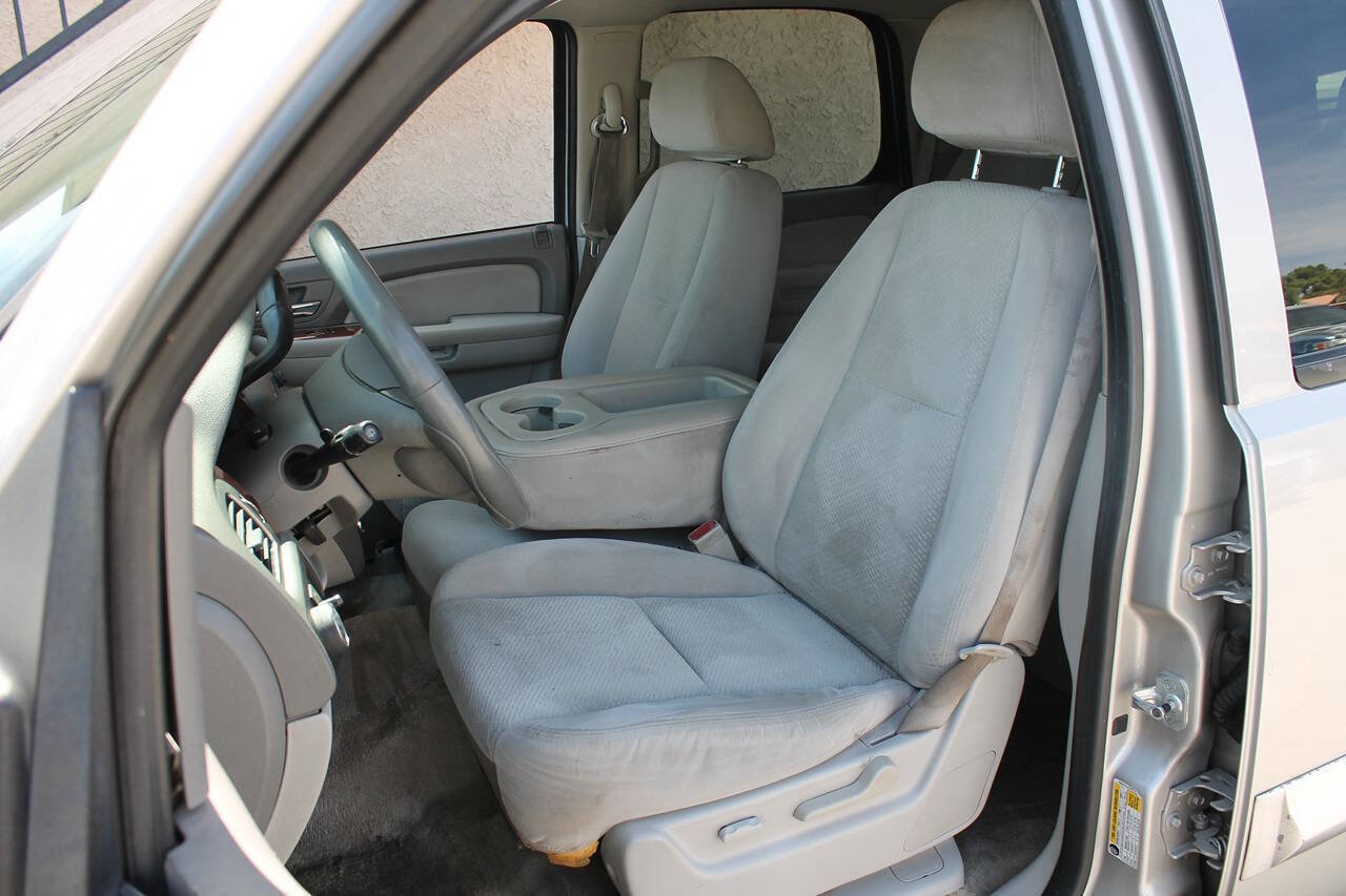 Used 2007 GMC Yukon SLE RWD image 18