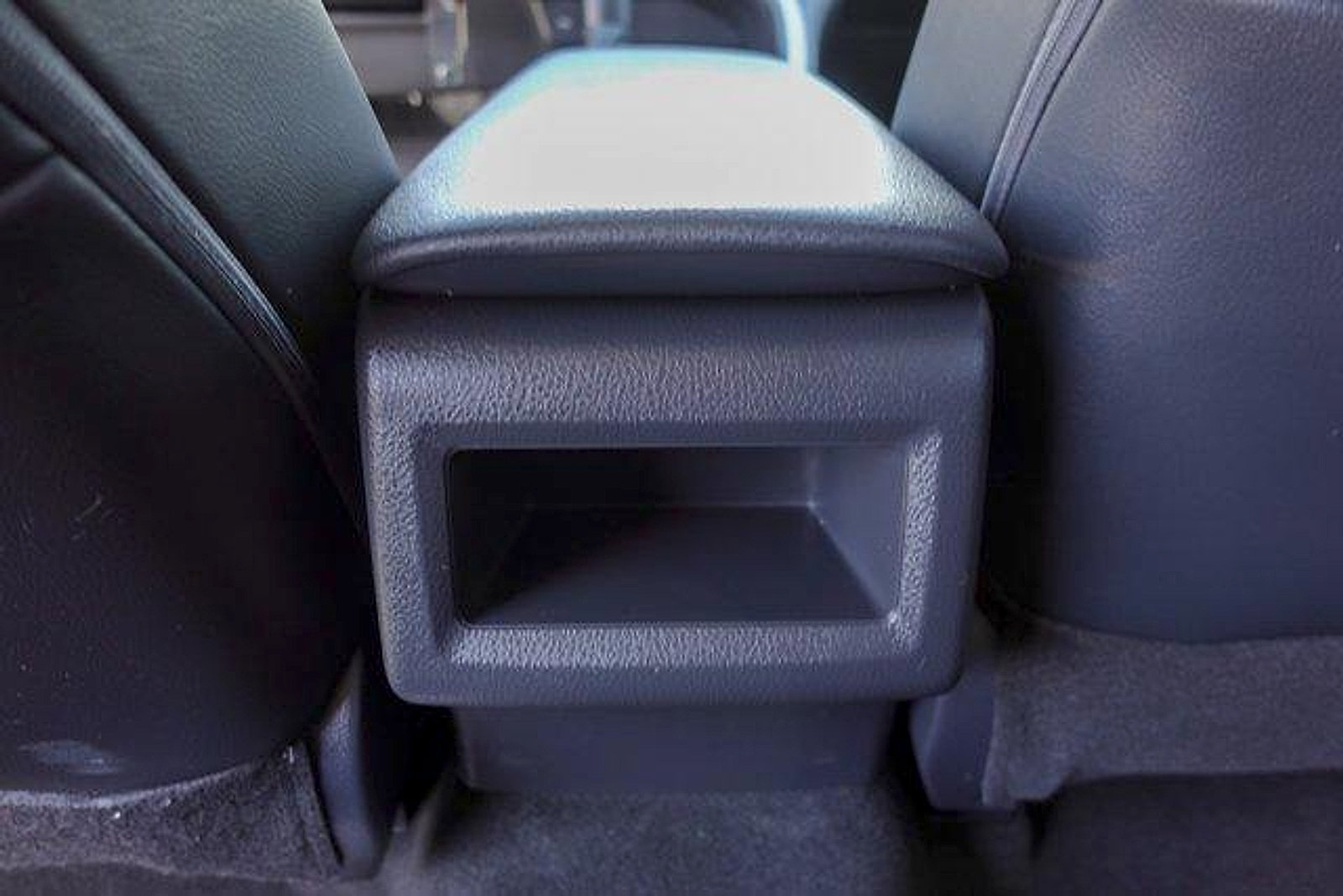 Used 2023 Toyota Camry SE FWD image 27