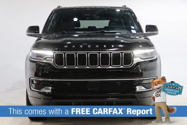 Used 2025 Jeep Wagoneer 4WD w/ Premium Group I image 2