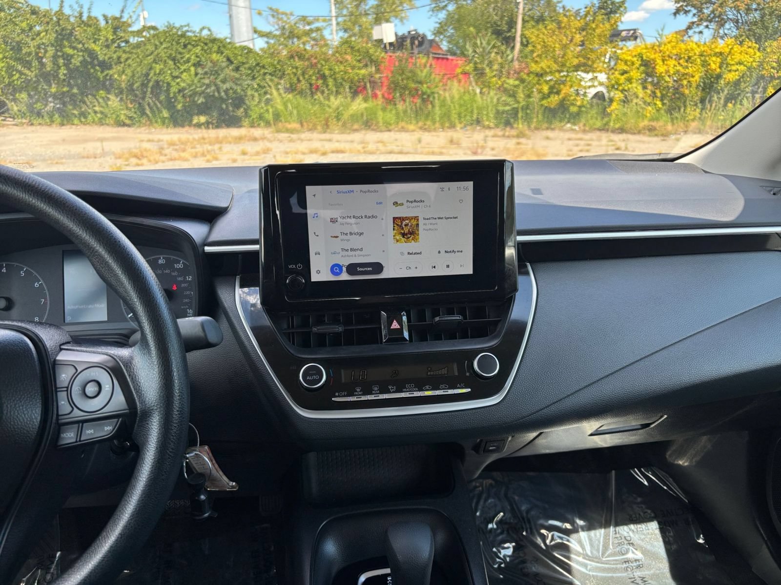 Used 2025 Toyota Corolla LE FWD image 16