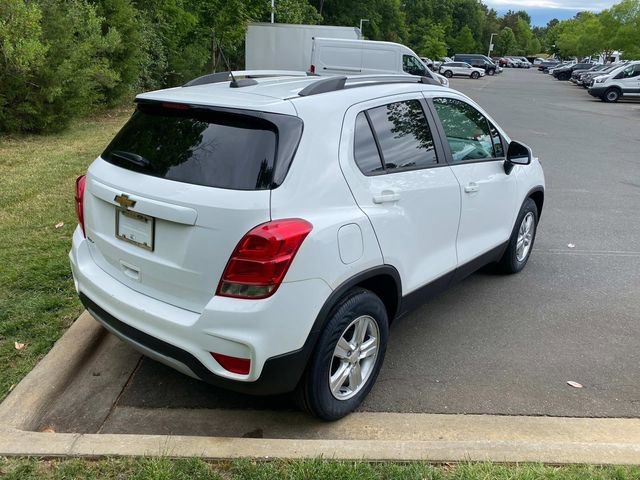 Used 2022 Chevrolet Trax LT w/ LT Convenience Package FWD image 31