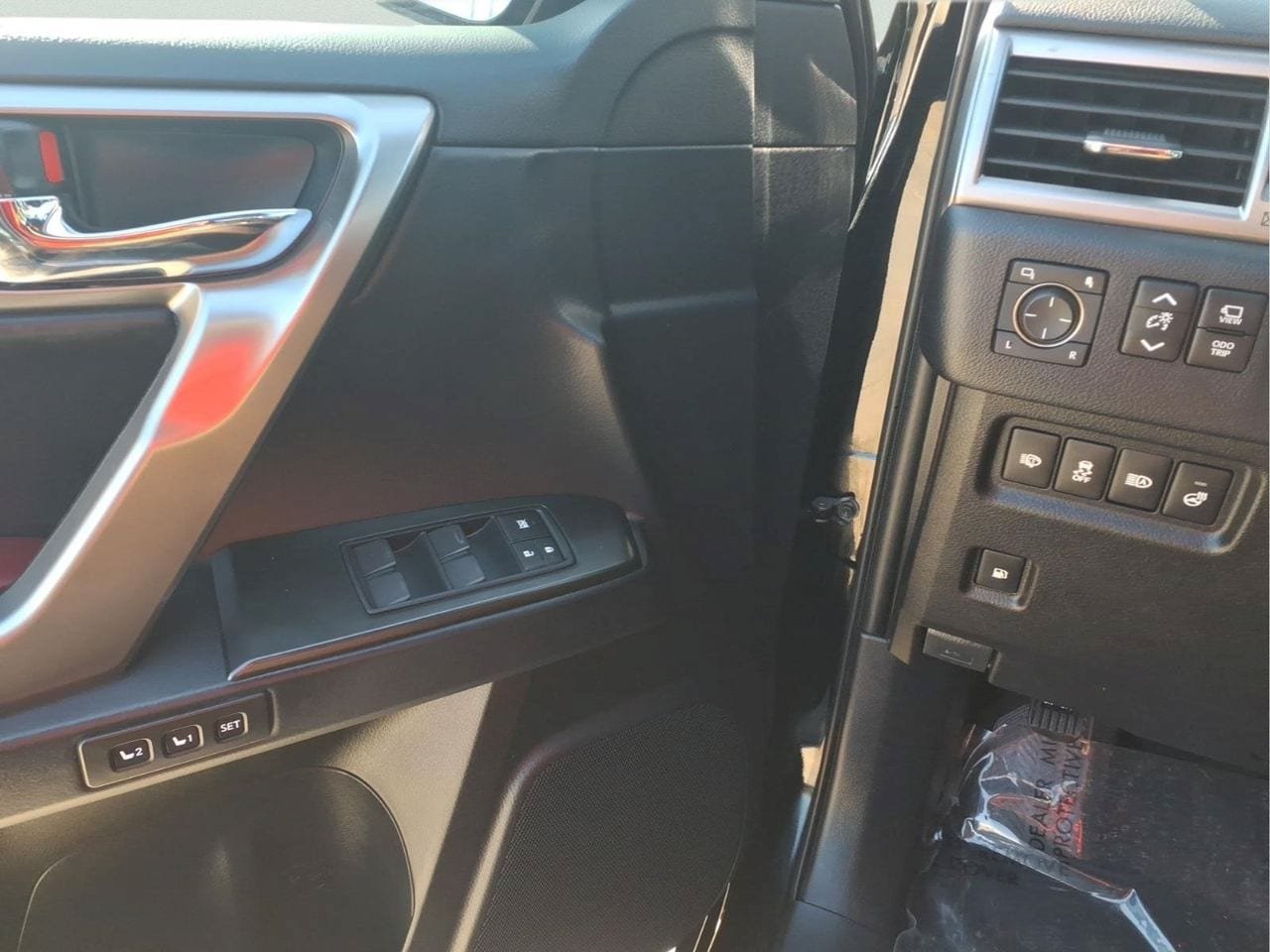 Used 2022 Lexus GX 460 Luxury w/ Accessory Package AWD/4WD image 24