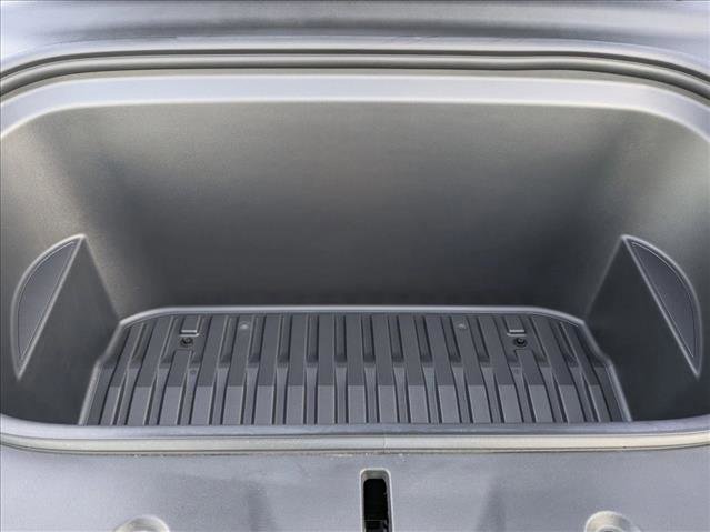 Used 2021 Tesla Model Y Long Range image 6