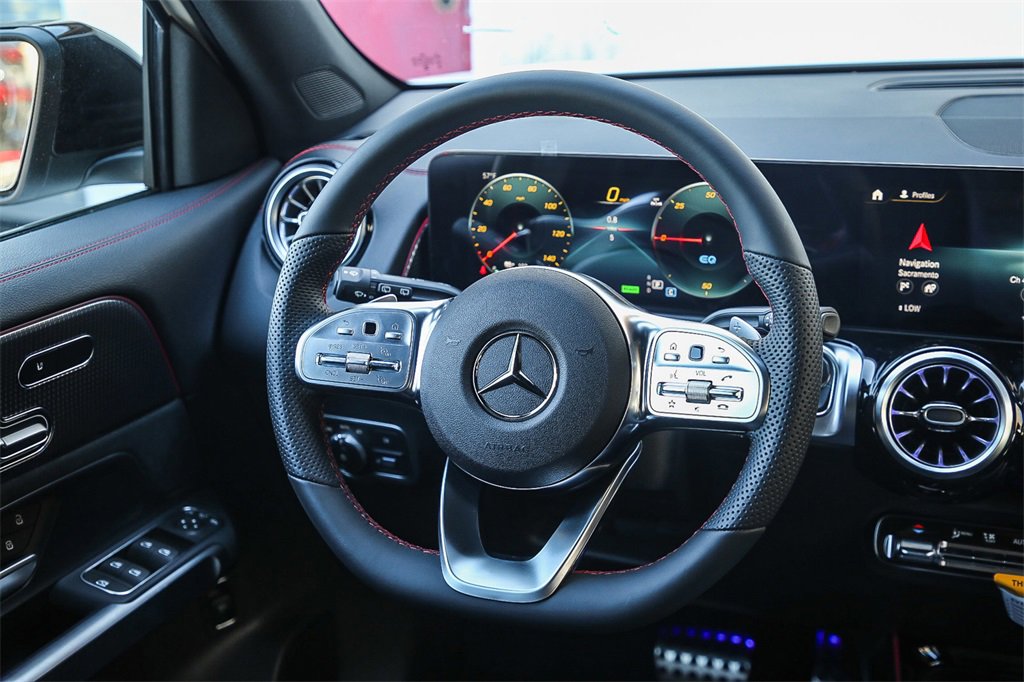 Used 2023 Mercedes-Benz EQB 350 4MATIC SUV image 16