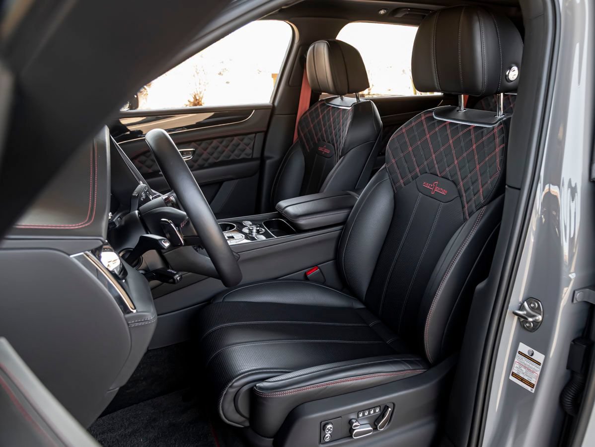 Certified 2022 Bentley Bentayga AWD/4WD image 17