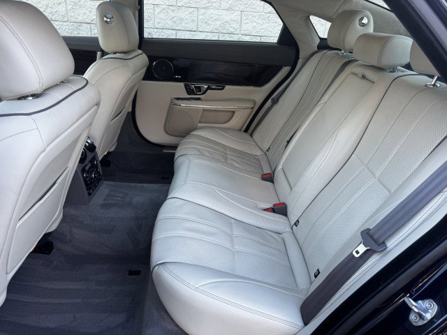 Used 2015 Jaguar XJ L Portfolio image 8