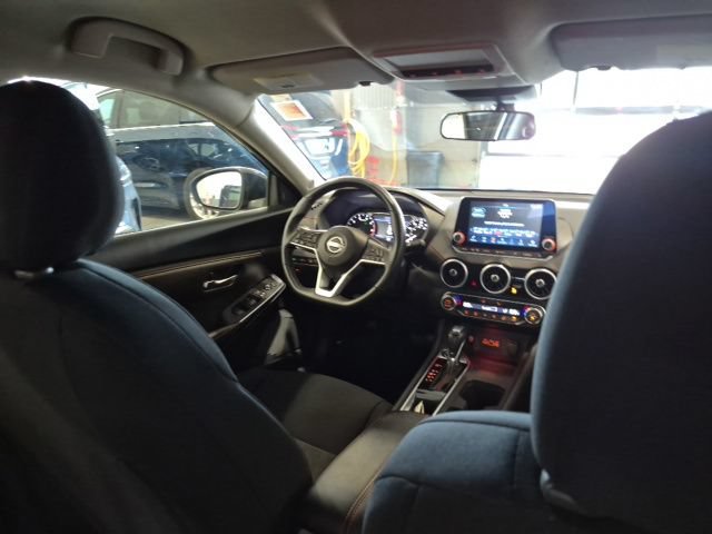 Used 2024 Nissan Sentra SR FWD image 23