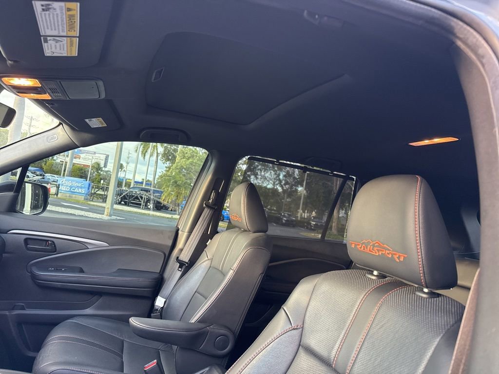 Used 2023 Honda Passport TrailSport image 17