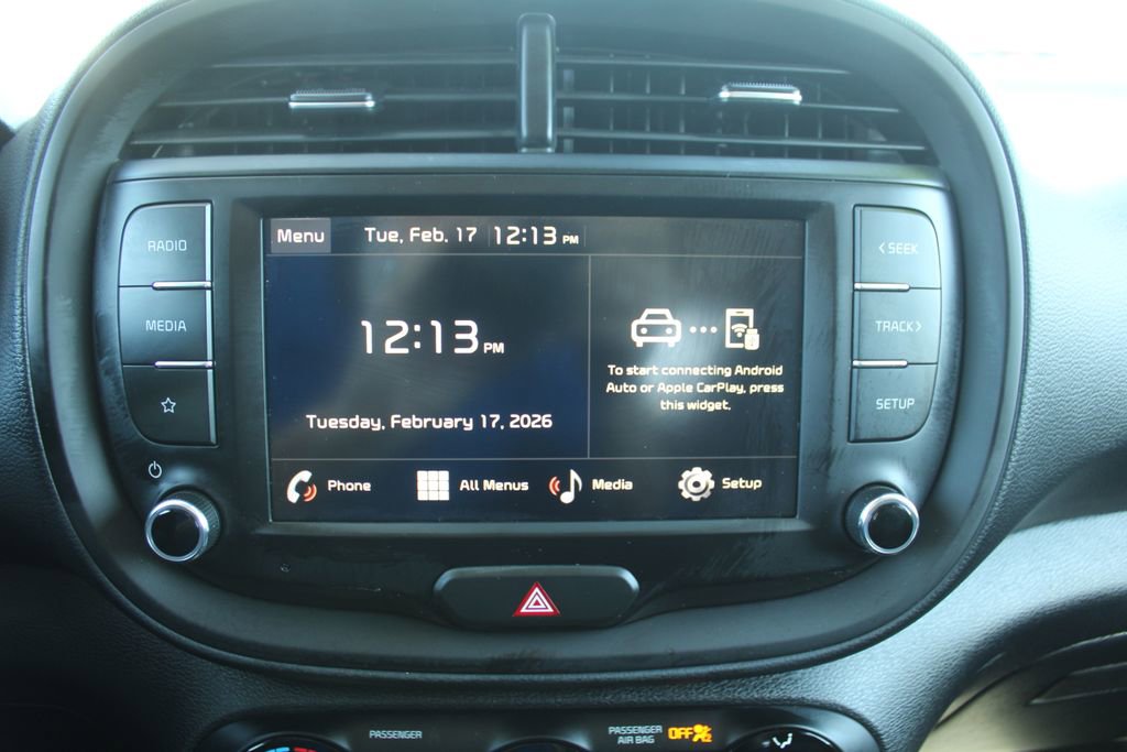 Certified 2025 Kia Soul LX image 37