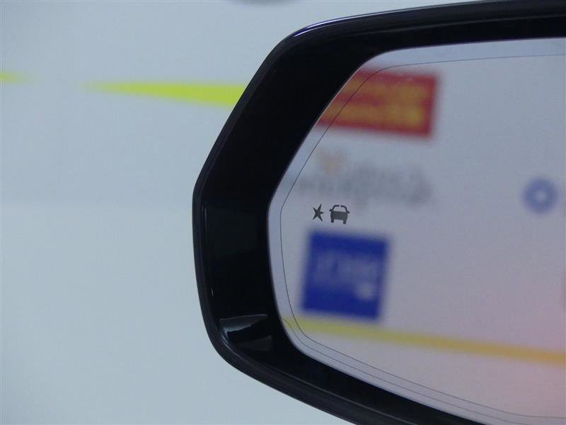 Used 2022 Cadillac XT6 Sport w/ Platinum Package image 28