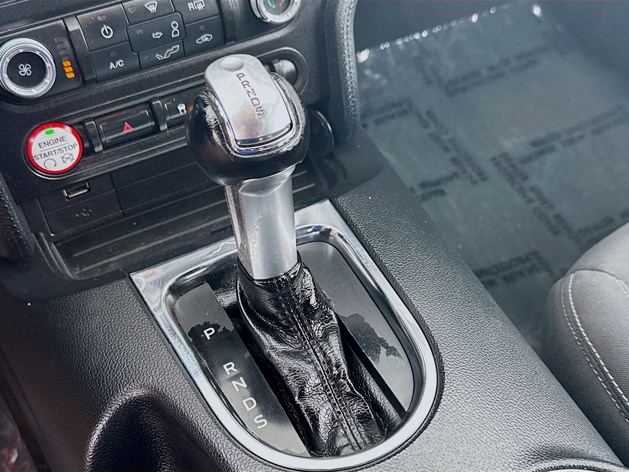 Used 2017 Ford Mustang EcoBoost image 15