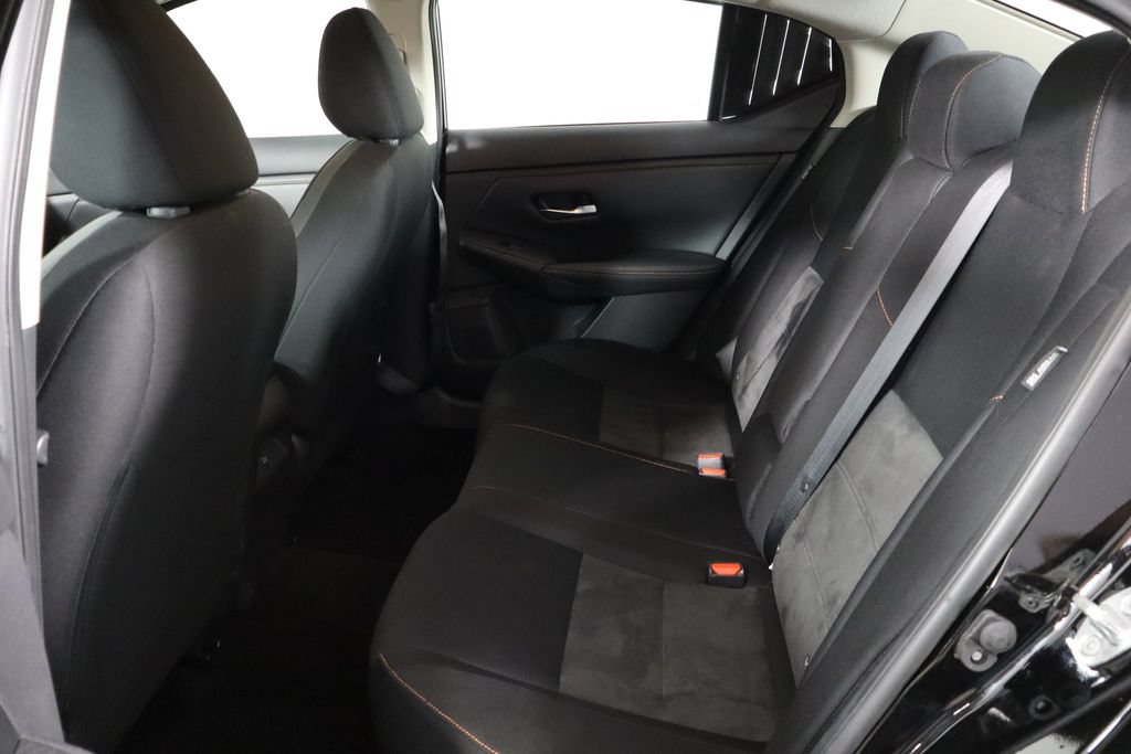 Used 2022 Nissan Sentra SR w/ Trunk Package FWD image 16