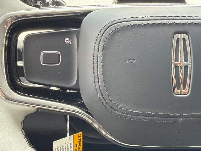 New 2027 Lincoln Navigator Black Label w/ Black Label Special Edition AWD/4WD image 31