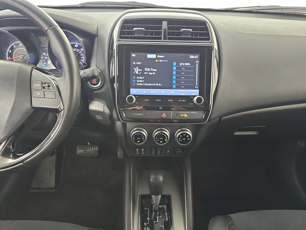 Used 2024 Mitsubishi Outlander Sport SE image 19