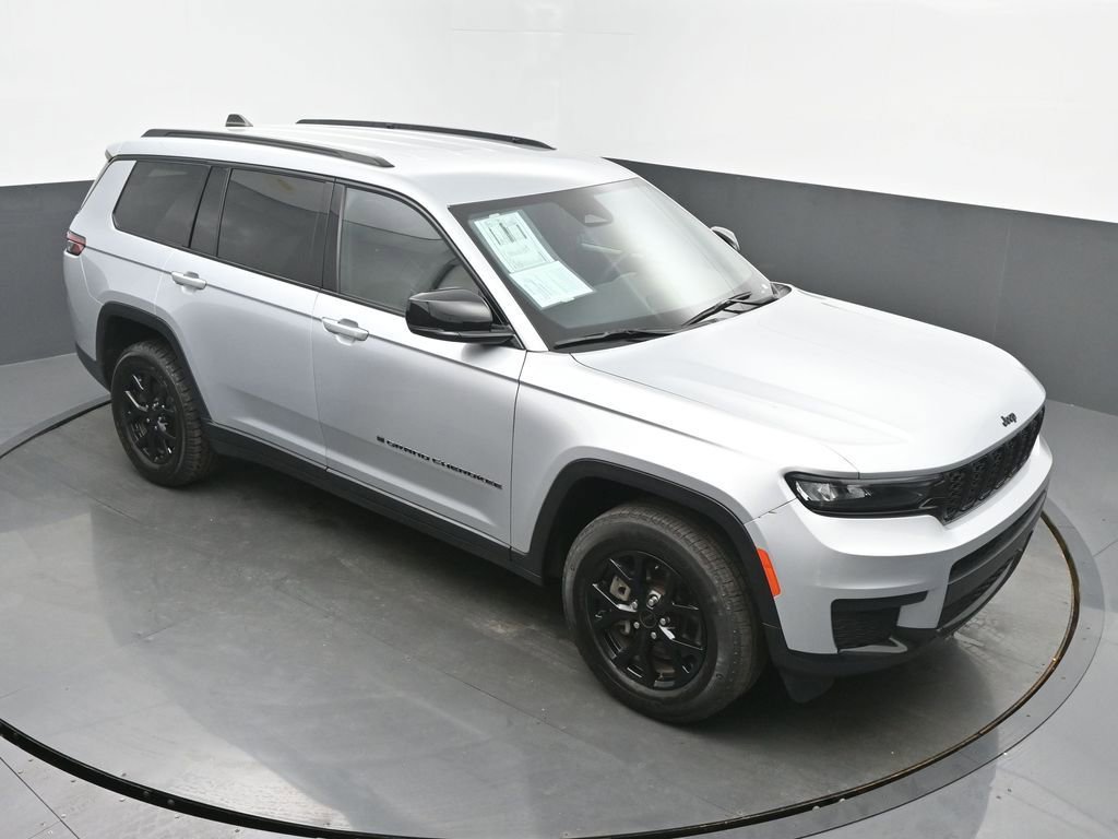 Used 2024 Jeep Grand Cherokee L Laredo AWD/4WD image 46