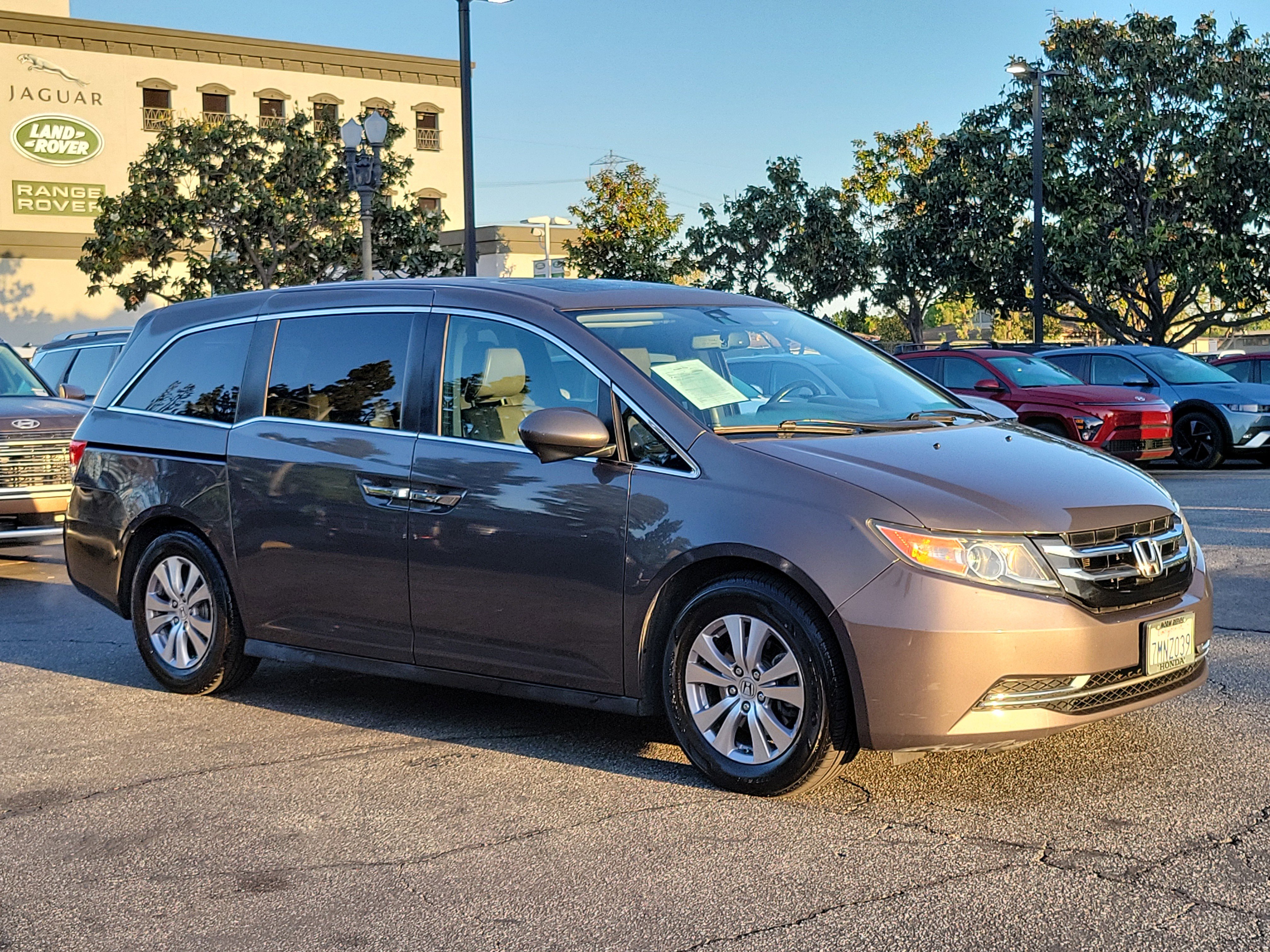 Used 2015 Honda Odyssey EX-L image 29
