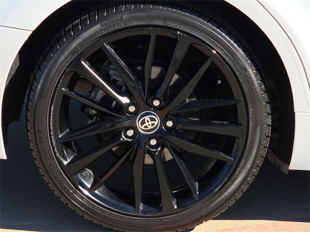 Used 2021 Toyota Camry XSE image 9