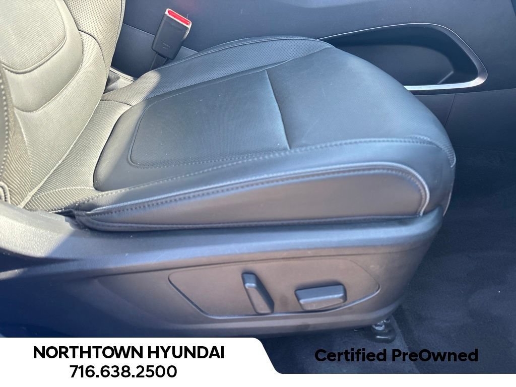 Certified 2023 Hyundai Tucson Limited AWD/4WD image 35