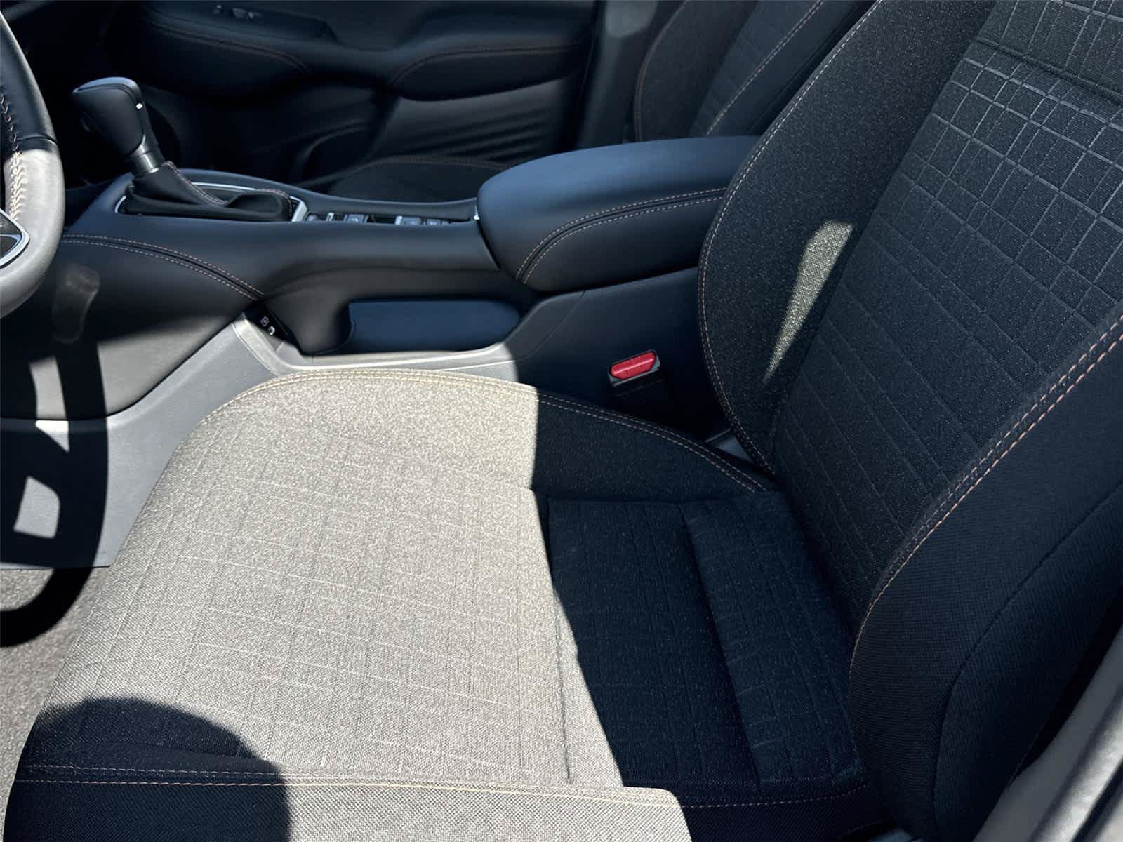 Certified 2027 Honda HR-V Sport image 12