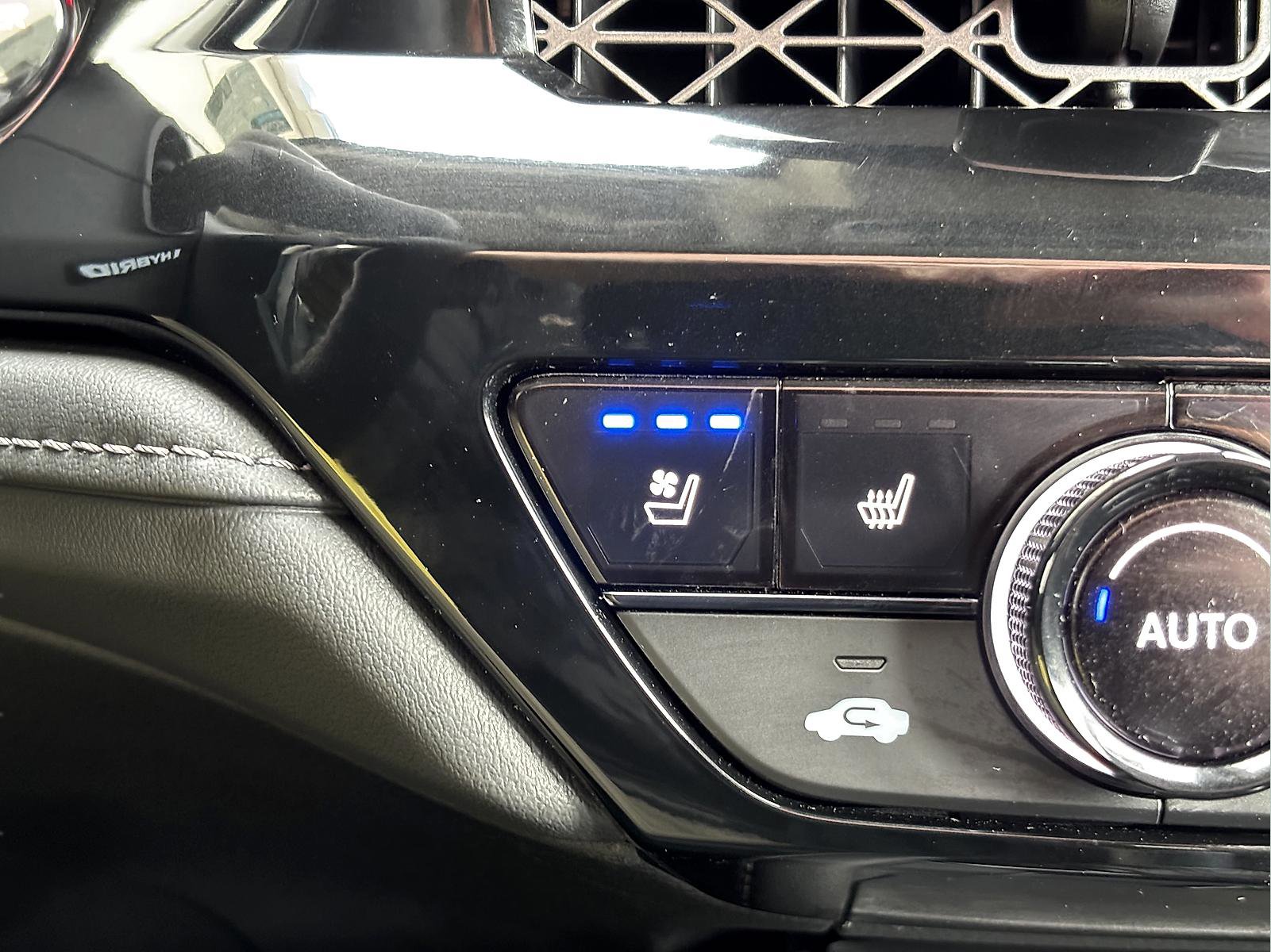 Certified 2025 Honda Accord Touring image 27