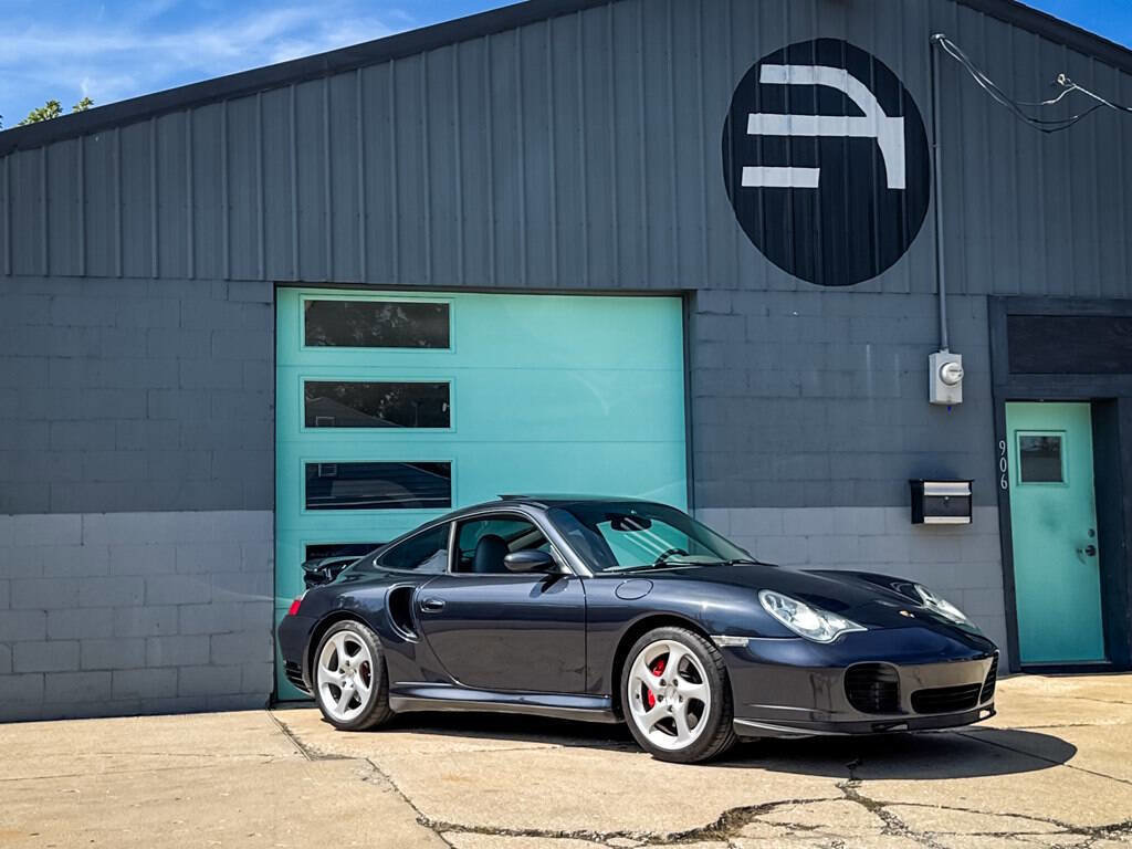 Used 2004 Porsche 911 Turbo image 1