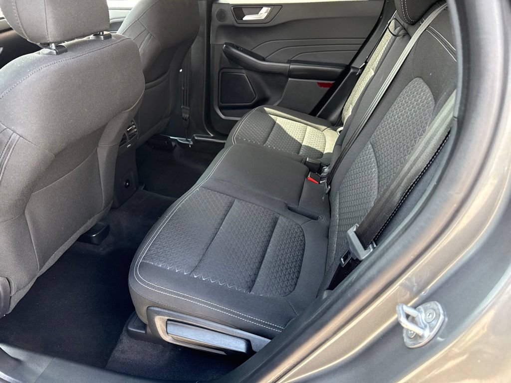 Used 2025 Ford Escape Active w/ Active Premium Tech Pack FWD image 17