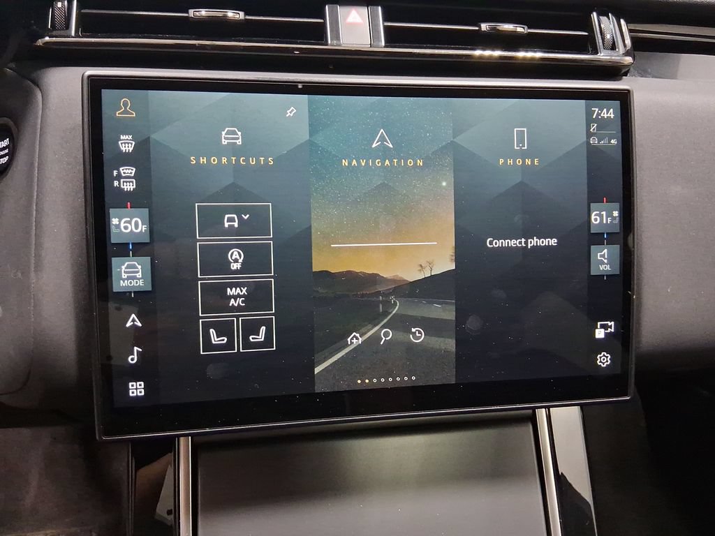 Used 2025 Land Rover Range Rover Velar Dynamic SE AWD/4WD image 32