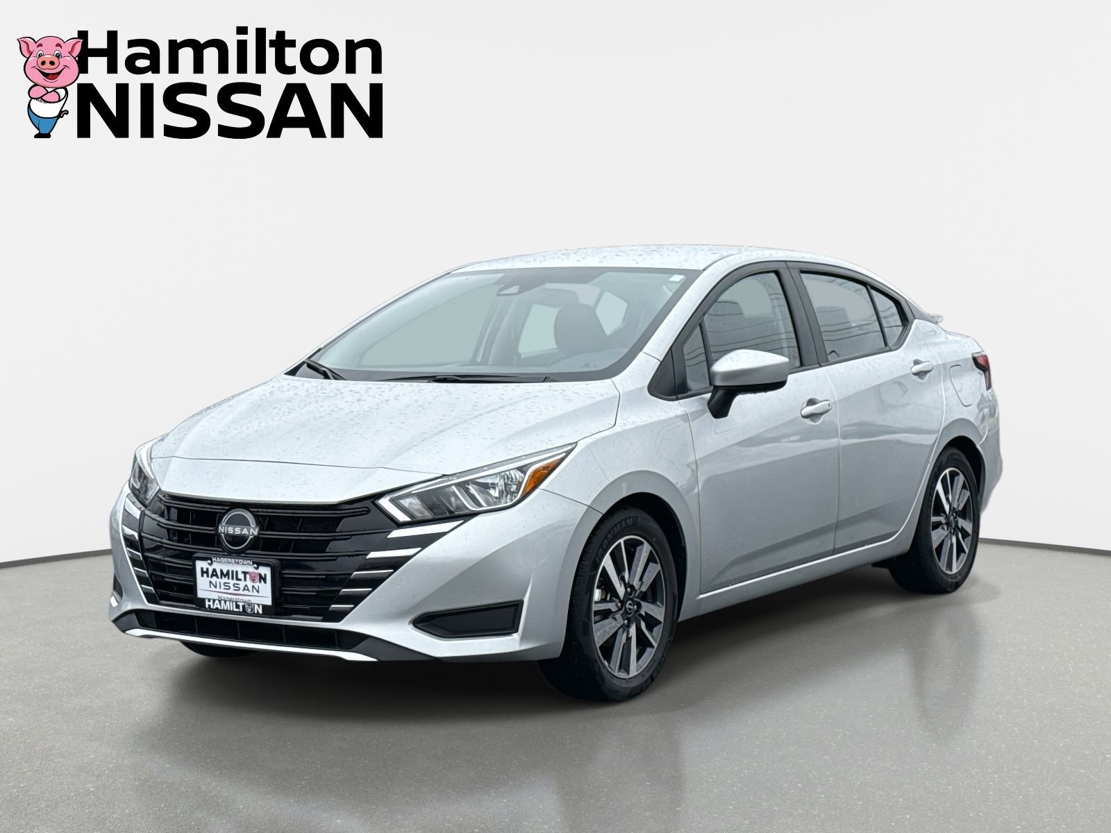 Used 2023 Nissan Versa SV image 5