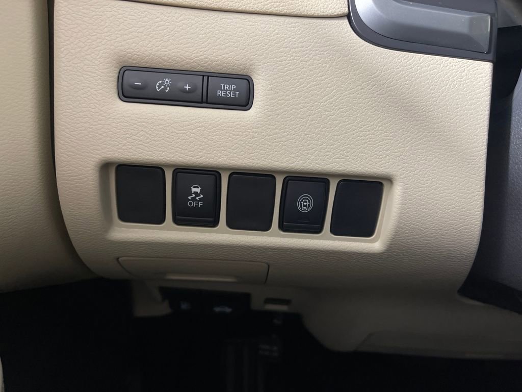 Used 2024 Nissan Murano SV image 30