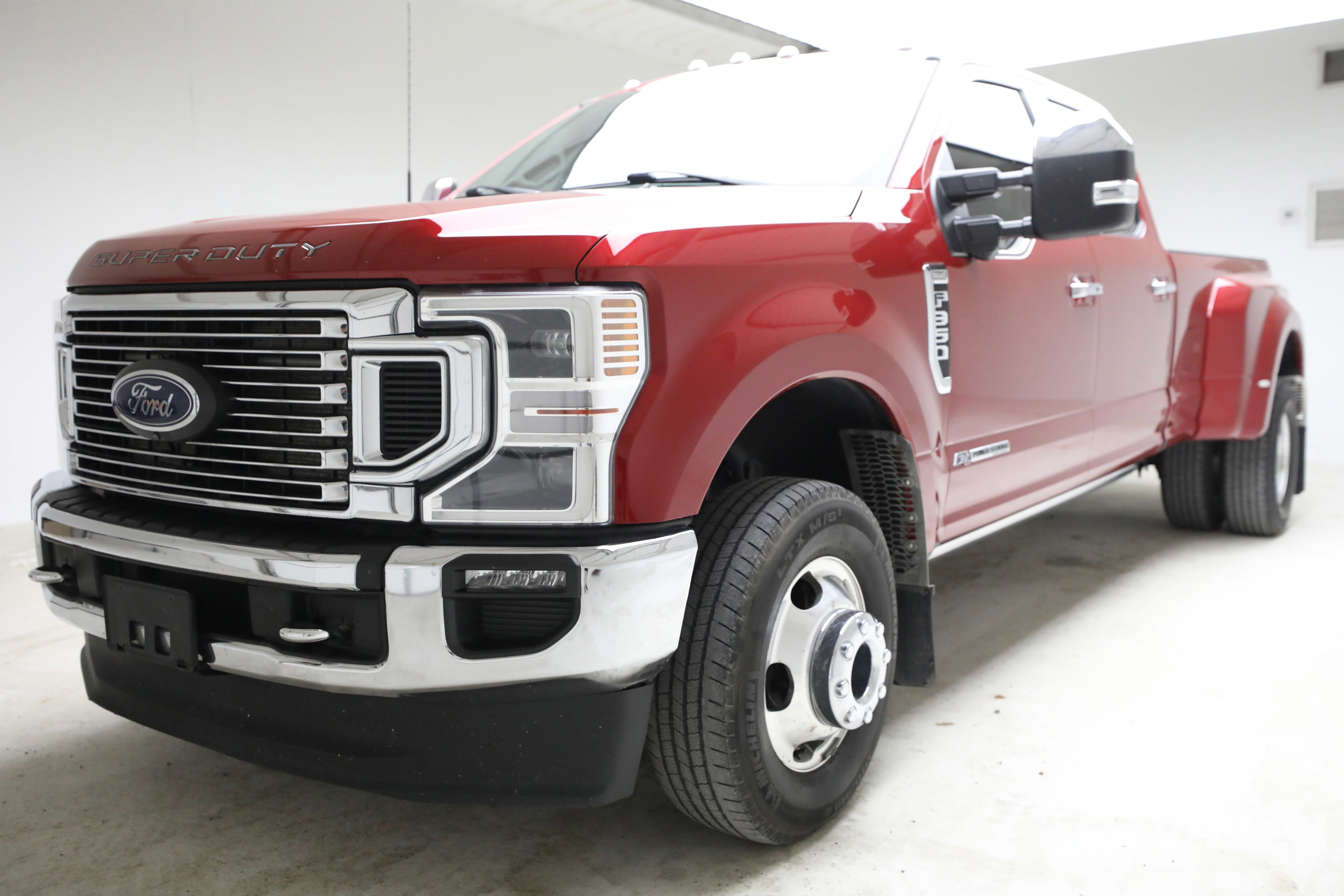 Used 2022 Ford F350 King Ranch w/ King Ranch Ultimate Package AWD/4WD image 1