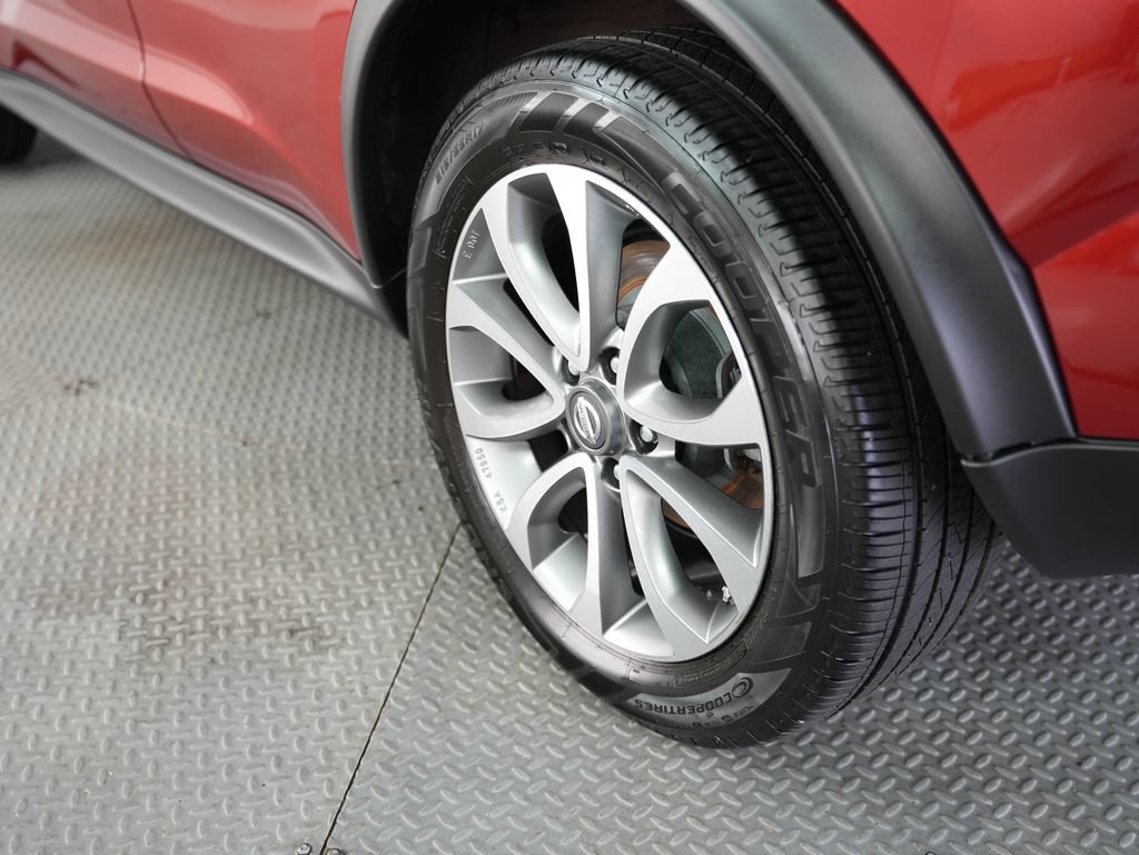 Used 2011 Nissan Juke SL w/ Sport Pkg AWD/4WD image 49