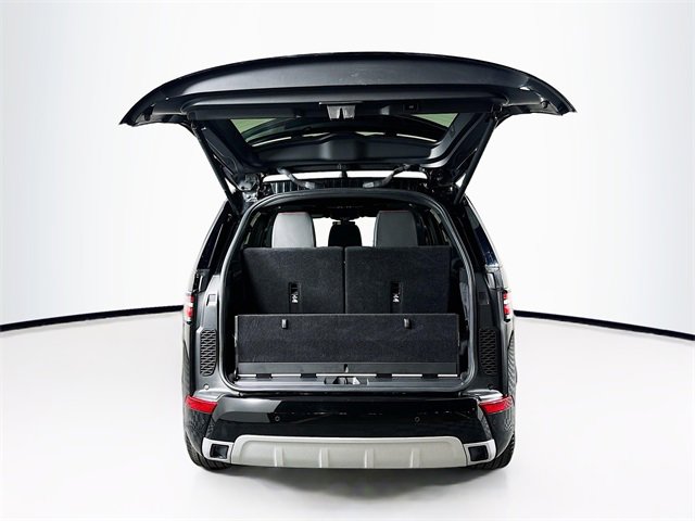 Used 2019 Land Rover Discovery HSE image 6