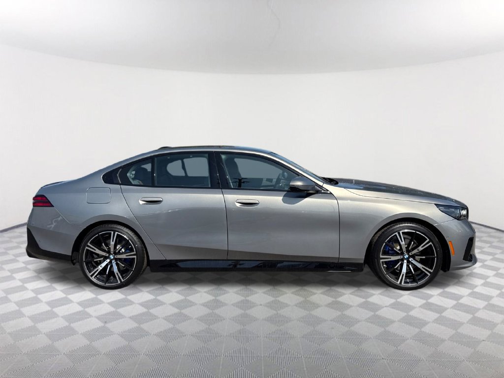 New 2026 BMW 530i xDrive w/ Executive Package AWD/4WD image 3