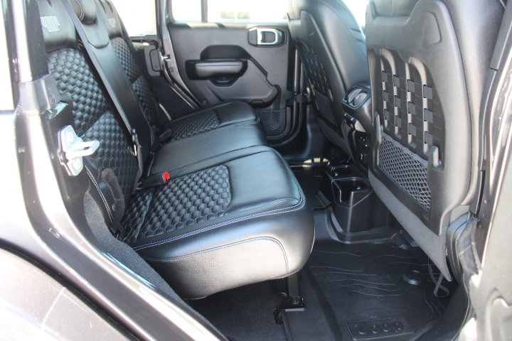 Used 2019 Jeep Wrangler Unlimited Rubicon AWD/4WD image 18