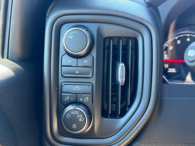 Used 2024 Chevrolet Silverado 2500 Custom w/ Custom Convenience Package AWD/4WD image 17